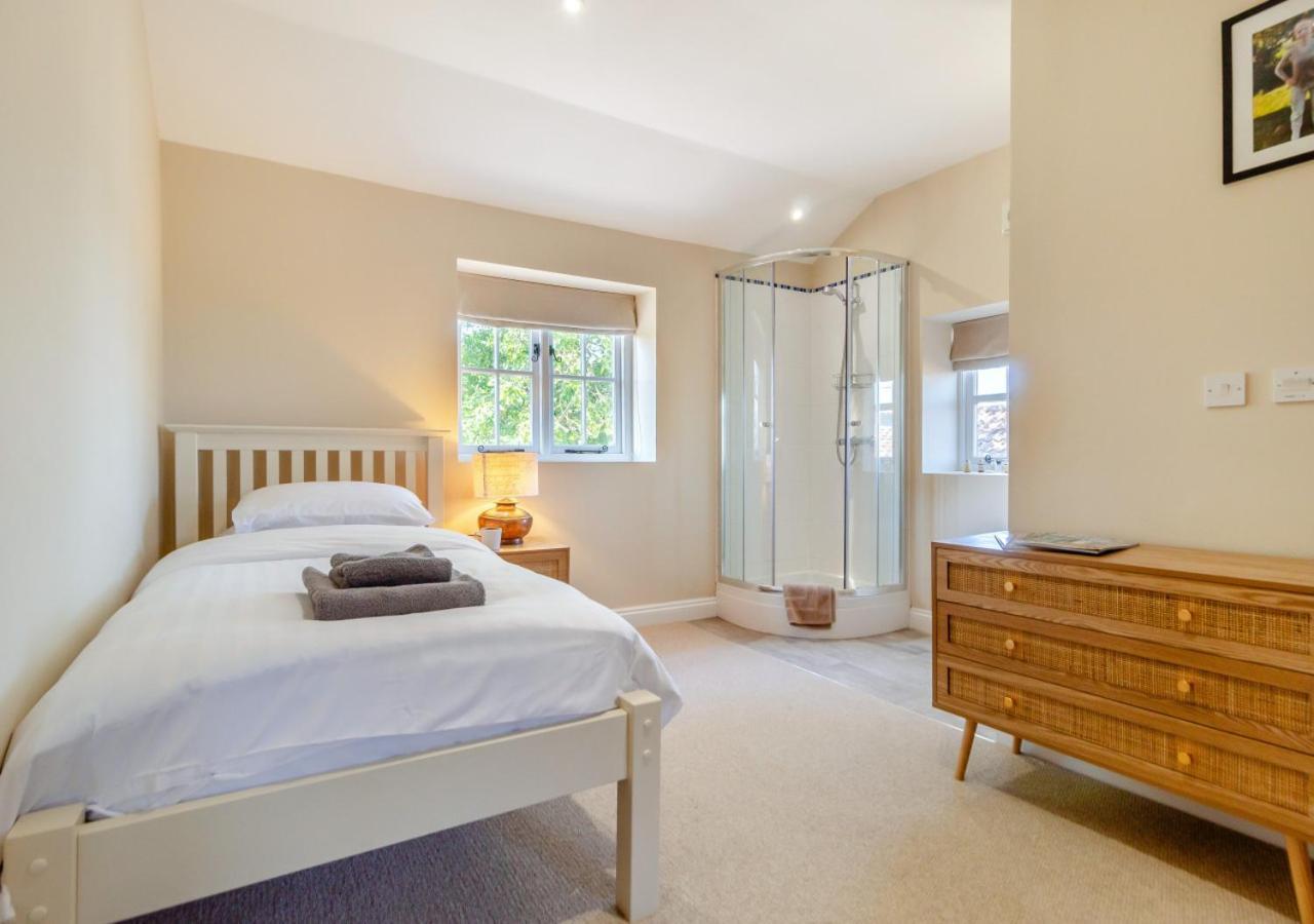 The Coach House - Norfolk Vila Oxborough Exterior foto
