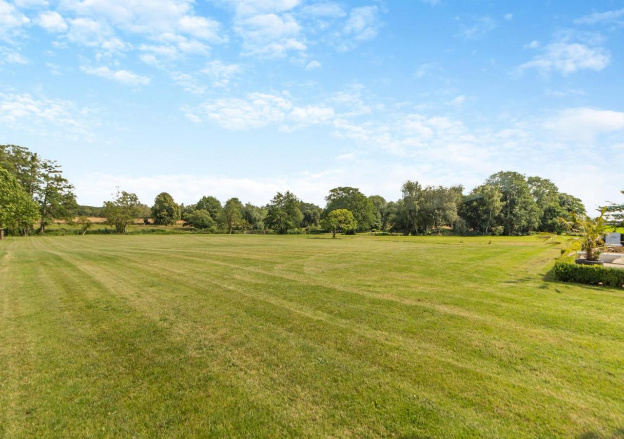 The Coach House - Norfolk Vila Oxborough Exterior foto